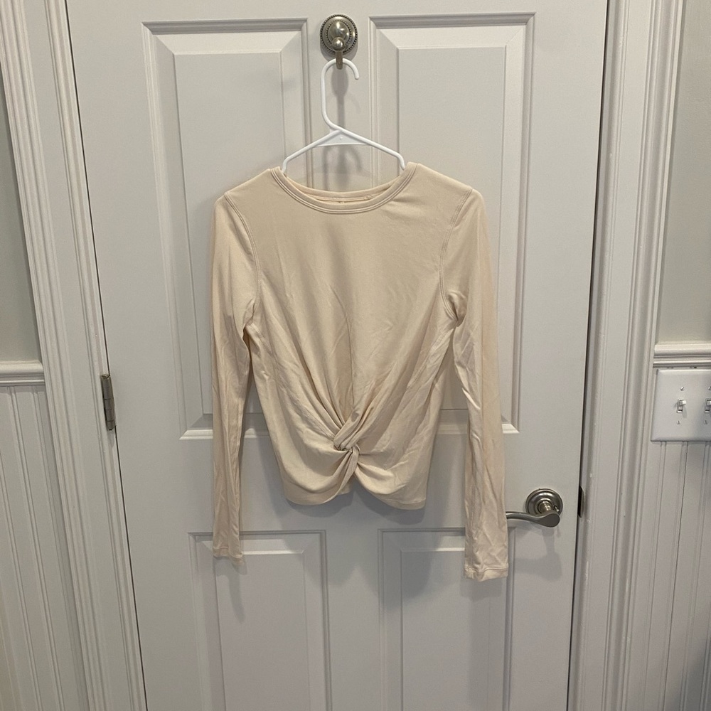 Lululemon top